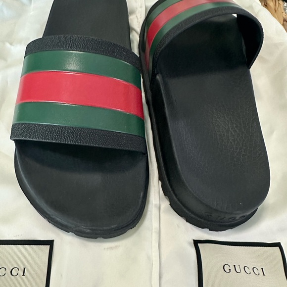 AUTHENTIC GUCCI Slides Mens 5 • Women 7 - 7.5 Like NEW Black with Green & Red - Picture 5 of 14